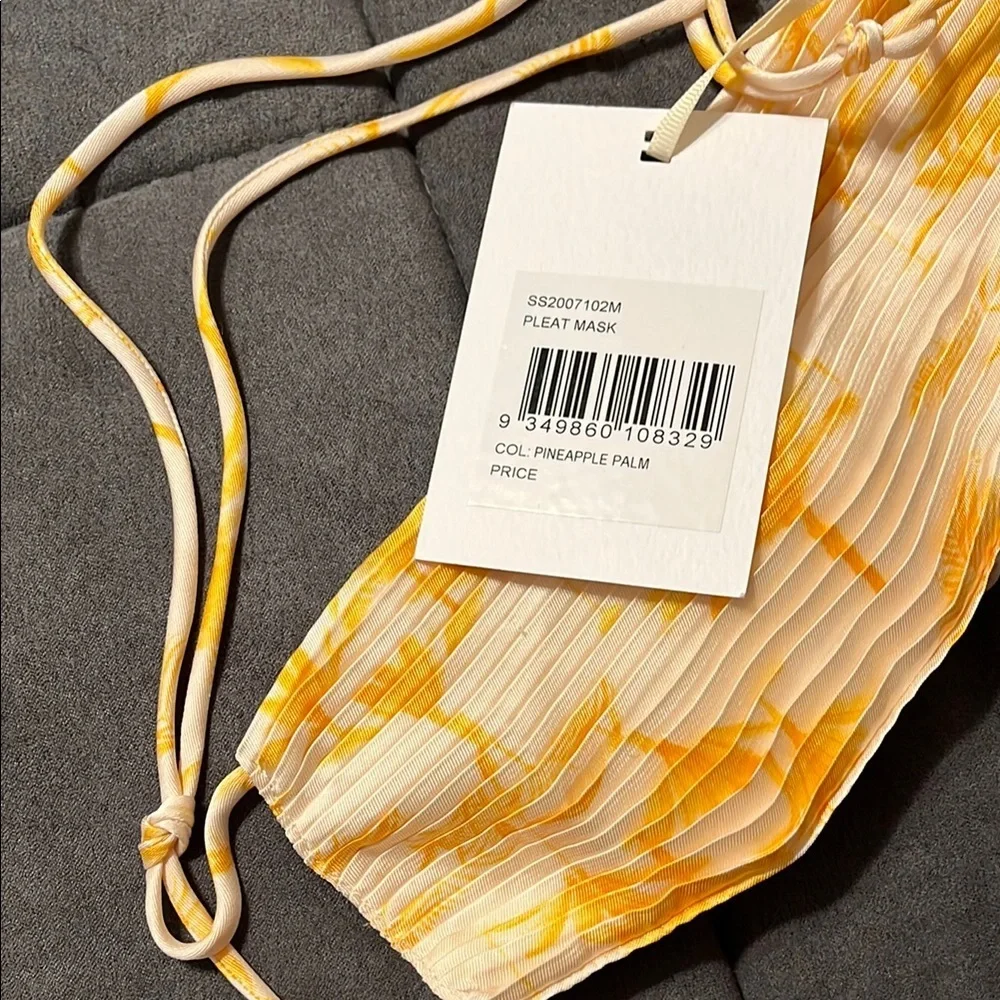 Significant Other‎ Silky Yellow Tie-Dye Pleated Face Mask